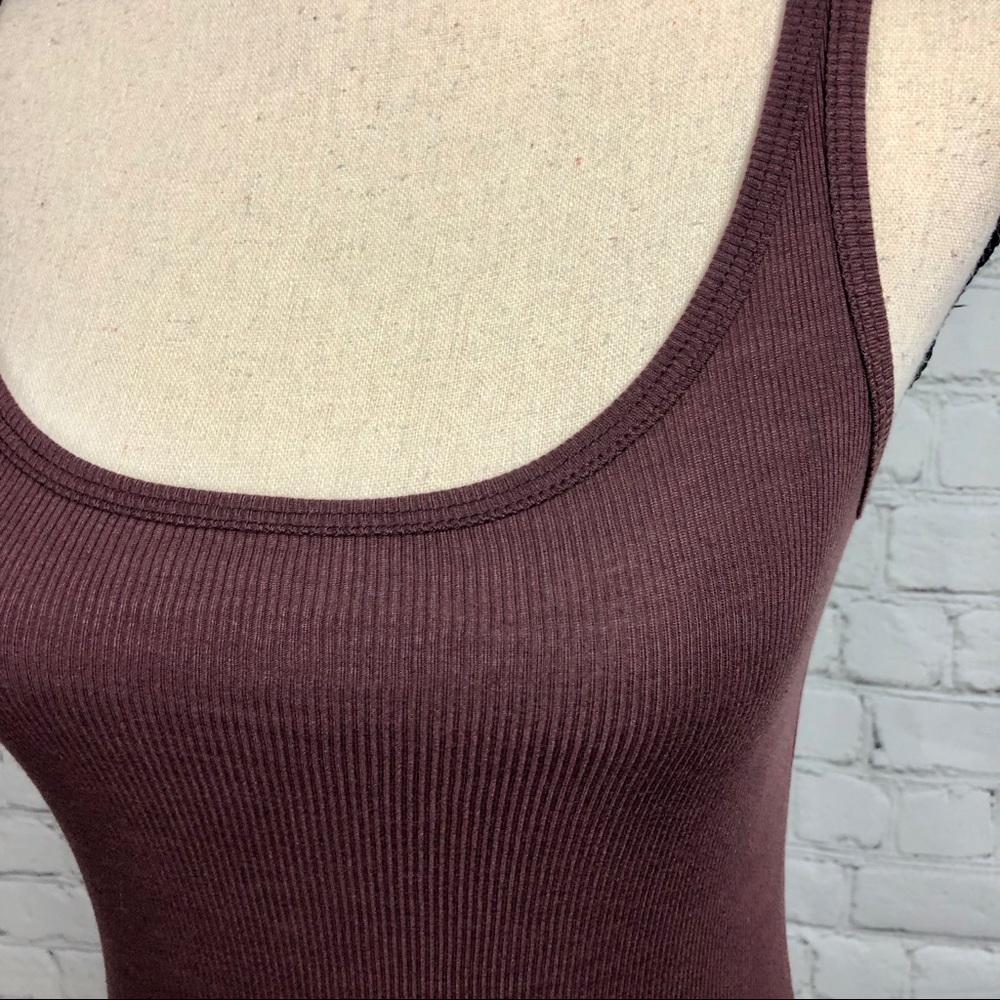 NWOT Valette Ribbed Tank Top - Picture 4 of 6